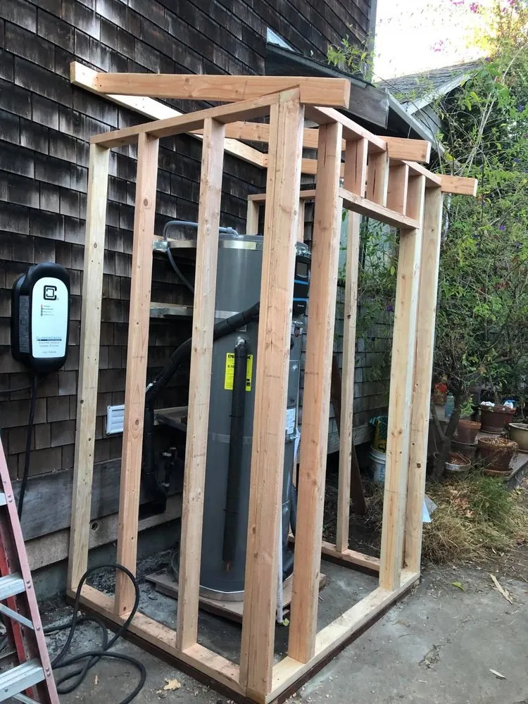 Quality chain link fencing for homes in Berkeley, CA by Bluebird Fixit