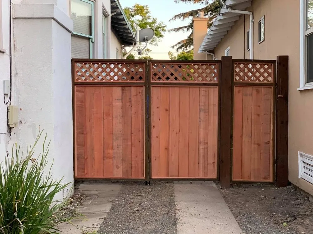 Reliable fence installation service in Berkeley, CA - Bluebird Fixit