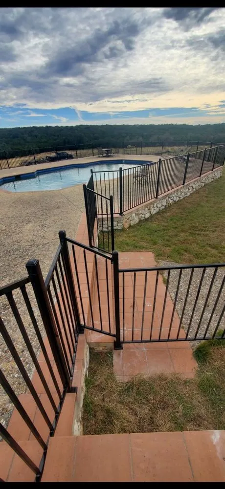 Affordable wood fence service service in Georgetown, TX - BN Built