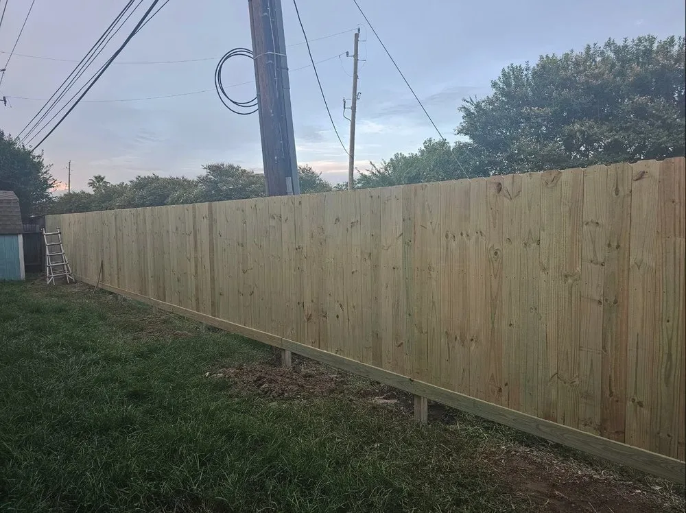 Top-rated fence installation in Tomball, TX by B&R Construction