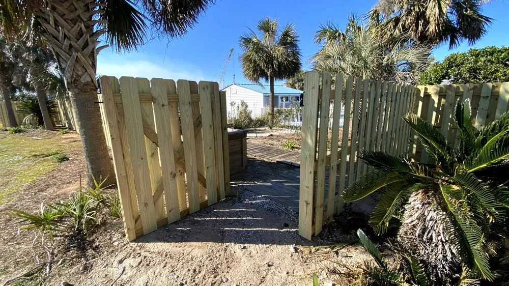 Top-rated wood fence service in Pace, FL by Brackish Construction