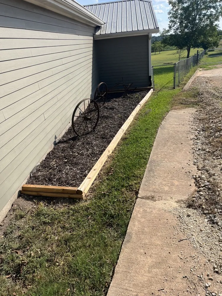 Quality wood fence service service in Bryan, TX - BTX Landscaping