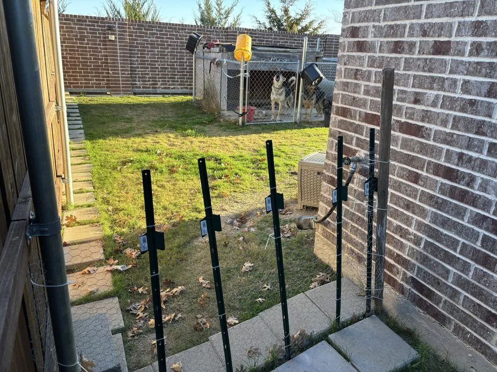 Trusted fence installation service in Mansfield, TX - Buckwee Point