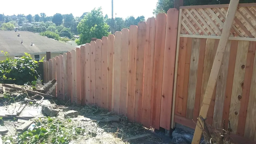 Reliable vinyl fence installation service in Pinole, CA - BW Engineering