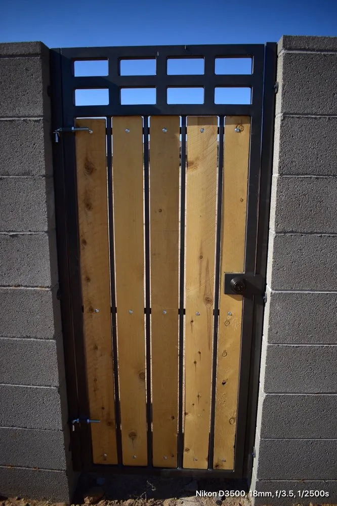 Expert fence repair in Apache Junction, AZ by B&W Gates