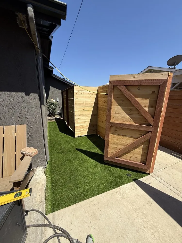 Quality privacy fencing in Oceanside, CA by Caliturf