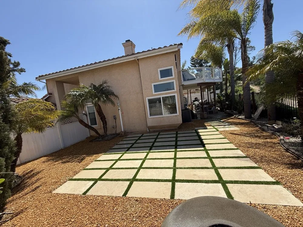 Local wood fence service experts serving Oceanside, CA - Caliturf