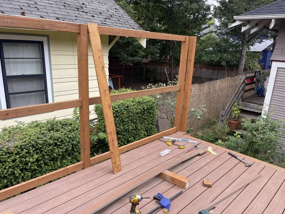 Reliable wood fence service service in Gresham, OR - Campos construction