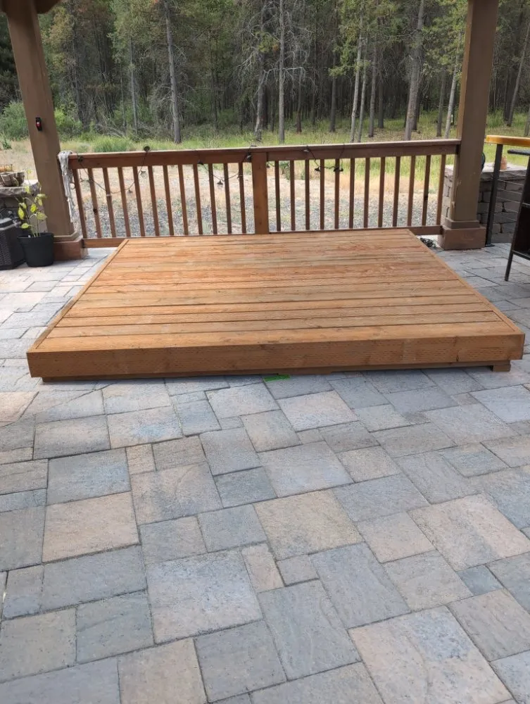 Quality fence installation experts serving La Pine, OR - Cartwright Construction