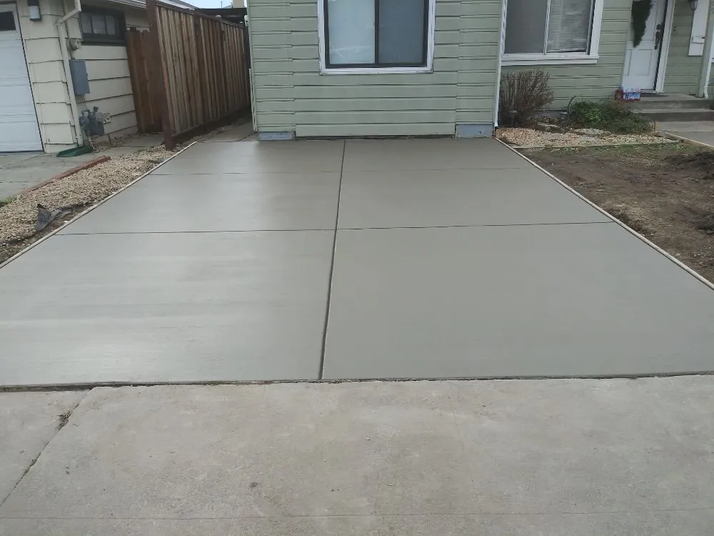 Local fence installation in Tracy, CA by Cedano Construction