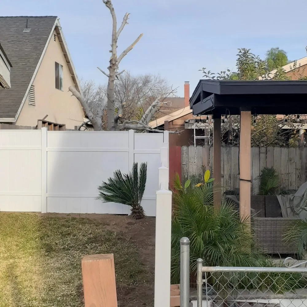 Trusted wood fence service service in Temecula, CA - Chris The Builder