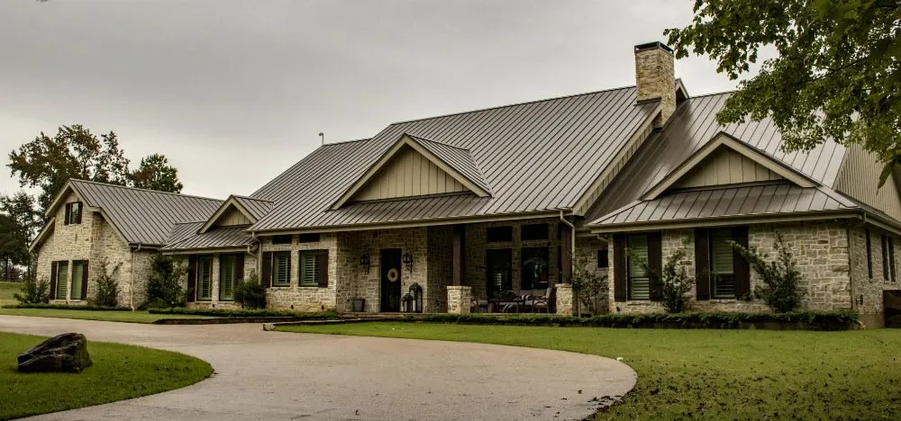 Professional fence repair experts serving Lindale, TX - Circle H Construction & Development
