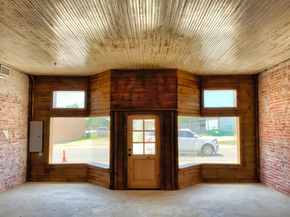 Local wood fence service in Willis, TX by Circle T Services