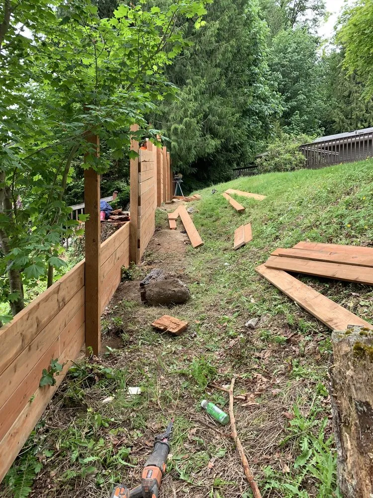 Quality fence installation in Everett, WA by CMW Construction