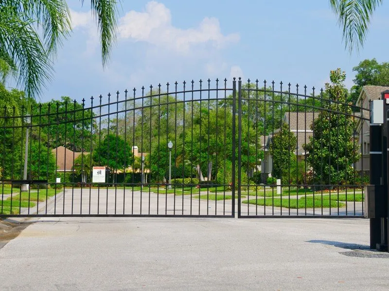 Quality privacy fencing in Arcadia, CA by Community Controls