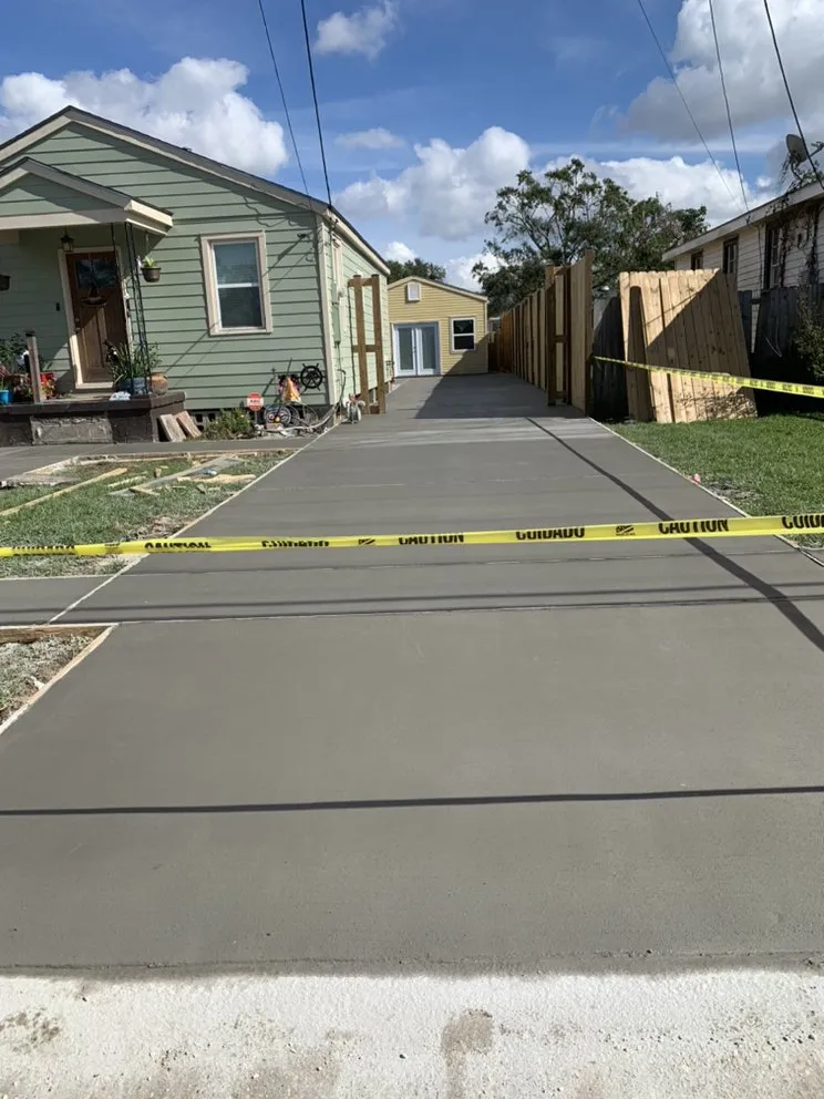 Quality vinyl fence installation experts serving Luling, LA - Construction World