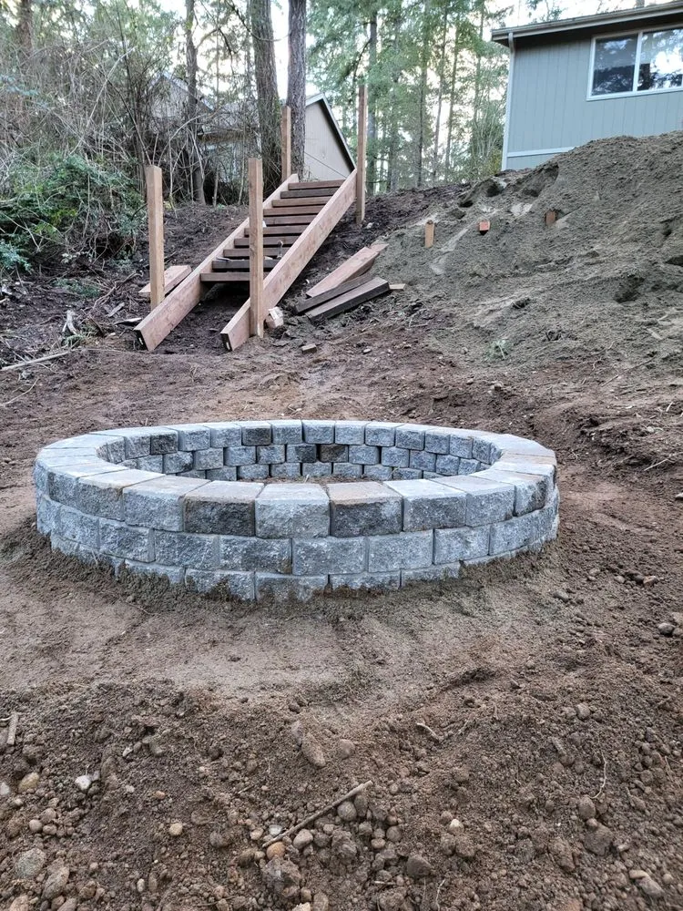 Reliable fence installation in Silverdale, WA by Constructive Construction