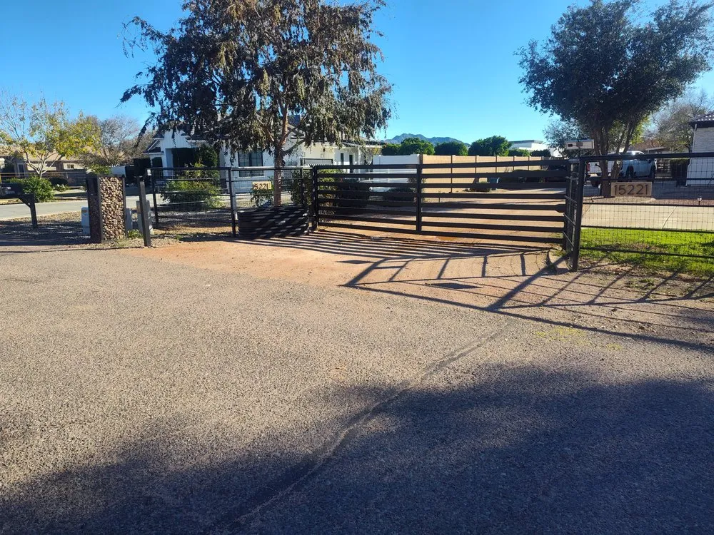 Affordable wood fence service service in Mesa, AZ - Core Arc Contracting