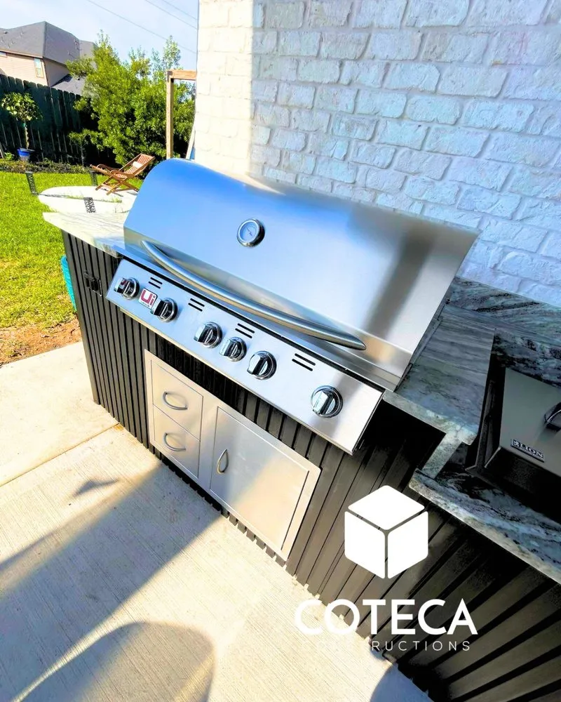 Expert wood fence service service in Katy, TX - Coteca