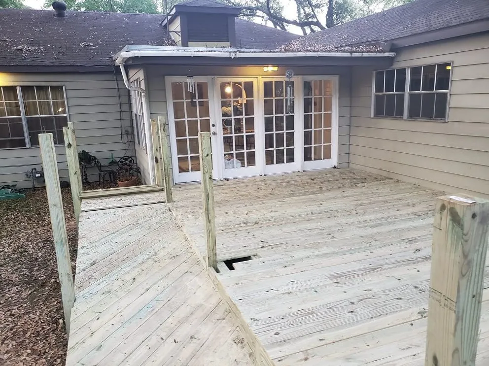 Professional privacy fencing in Conroe, TX by Courageous Construction