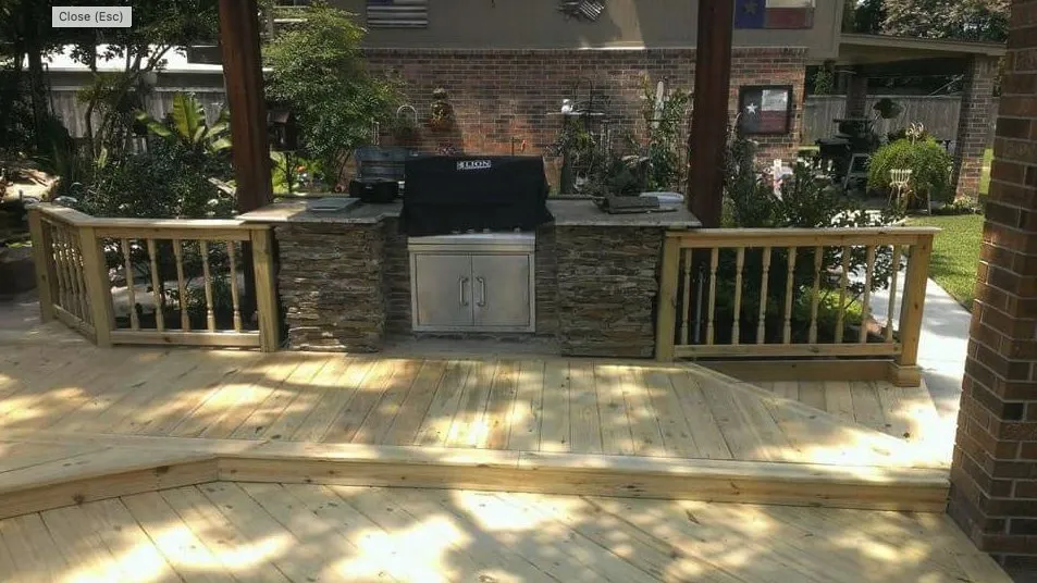 Affordable chain link fencing experts serving Conroe, TX - Courageous Construction