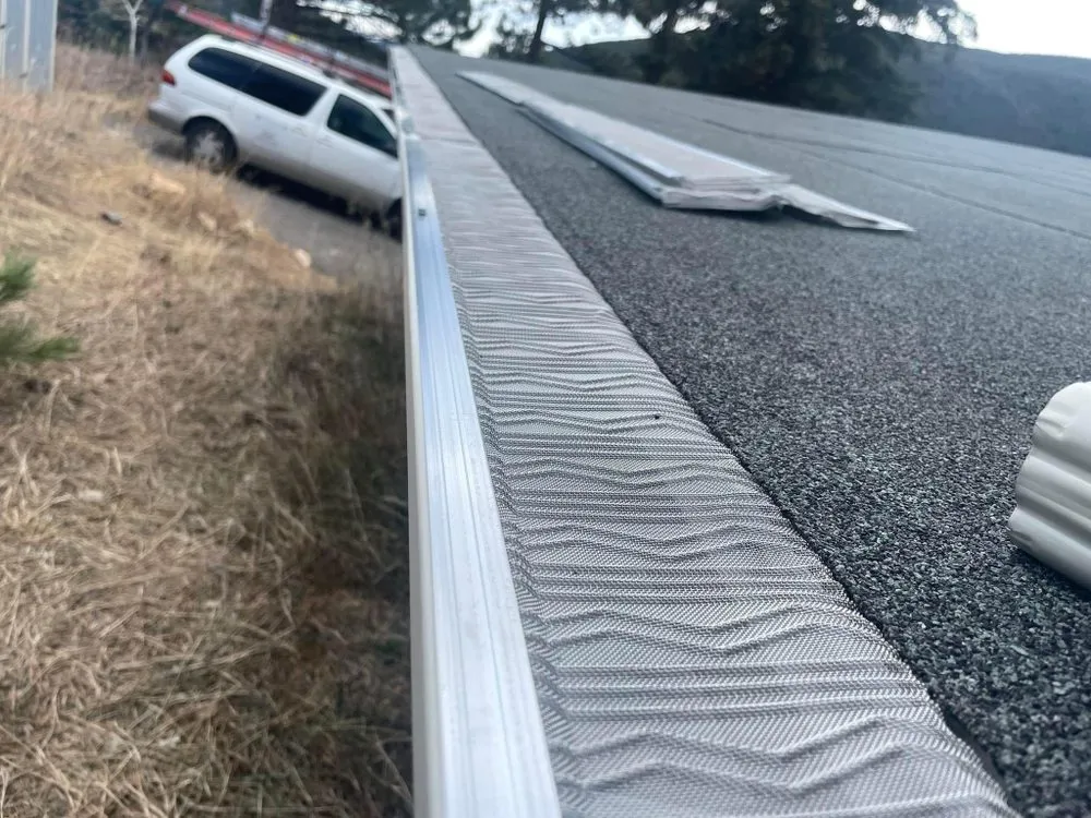 Expert wood fence service service in Chicago, IL - C&P Gutter