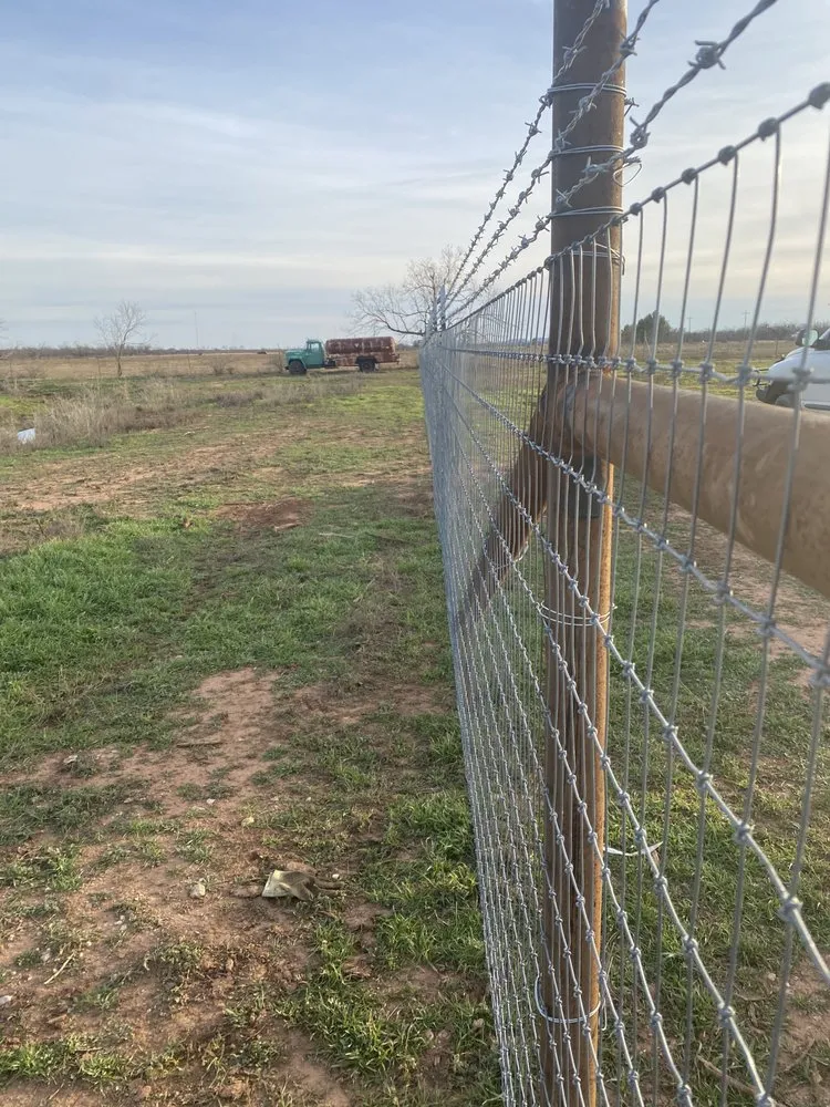 Expert wood fence service experts serving Ballinger, TX - Cpc Construction