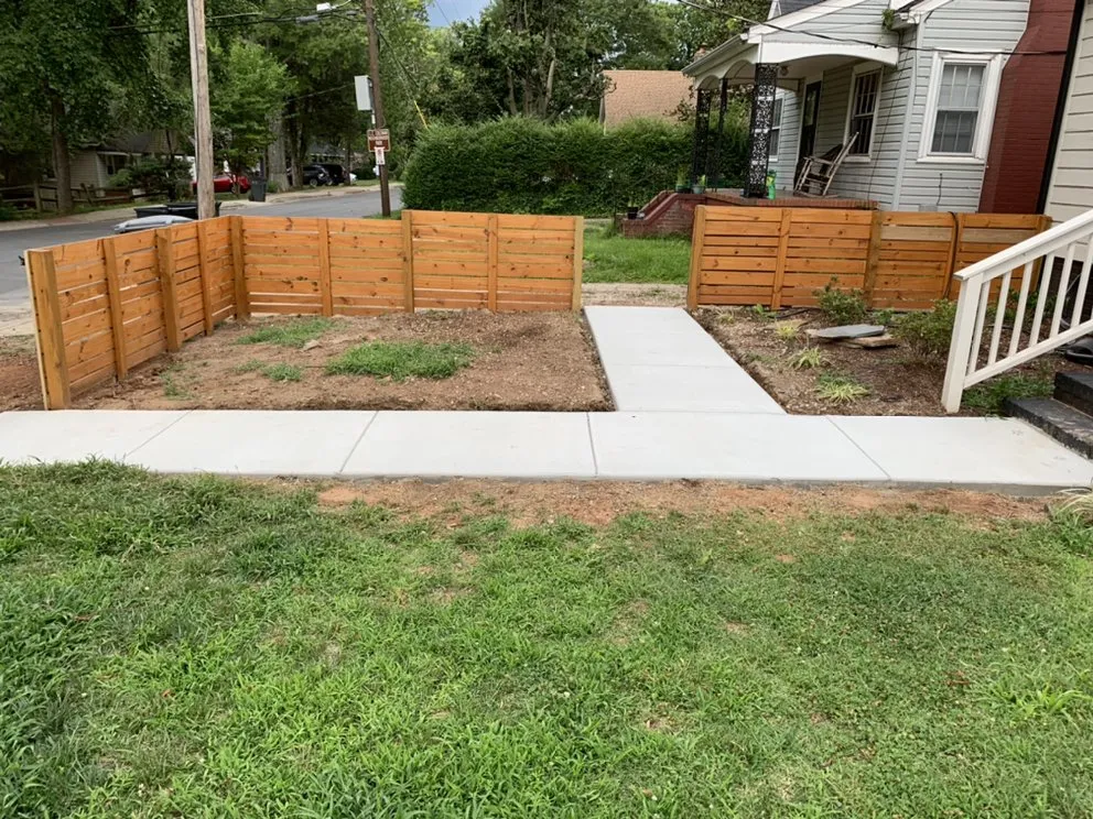 Top-rated vinyl fence installation in Monroe, NC by CraftPro