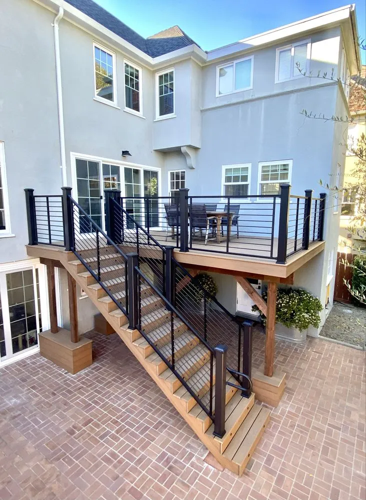 Top-rated chain link fencing service in Berkeley, CA - Craftsman Decks