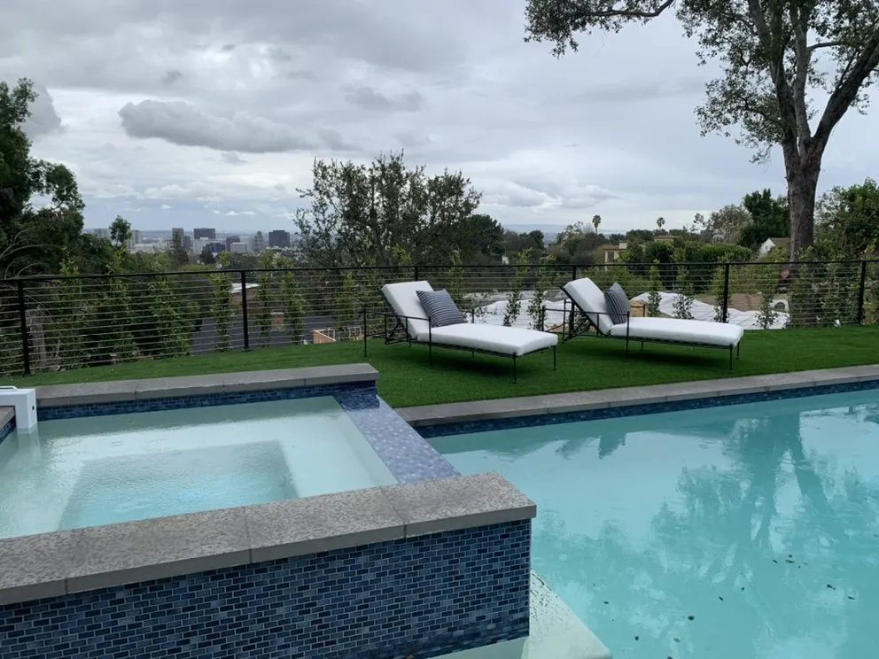 Affordable fence repair experts serving Compton, CA - Crown Welding