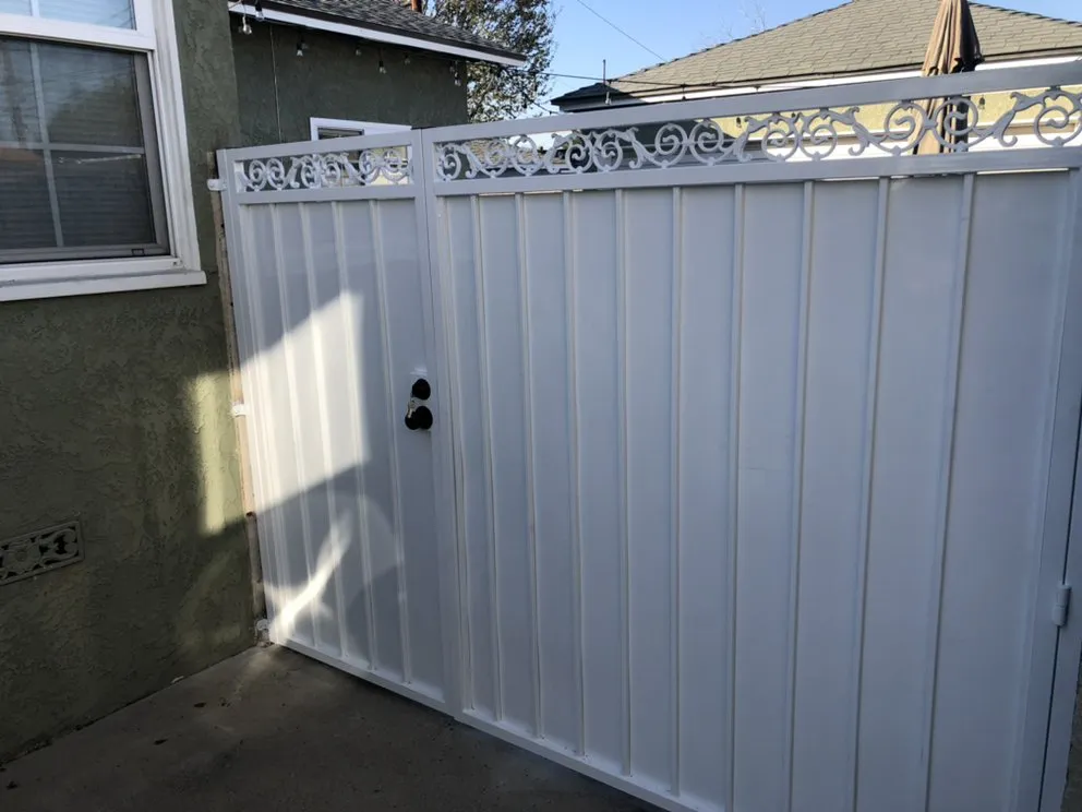Reliable fence installation service in Compton, CA - Crown Welding