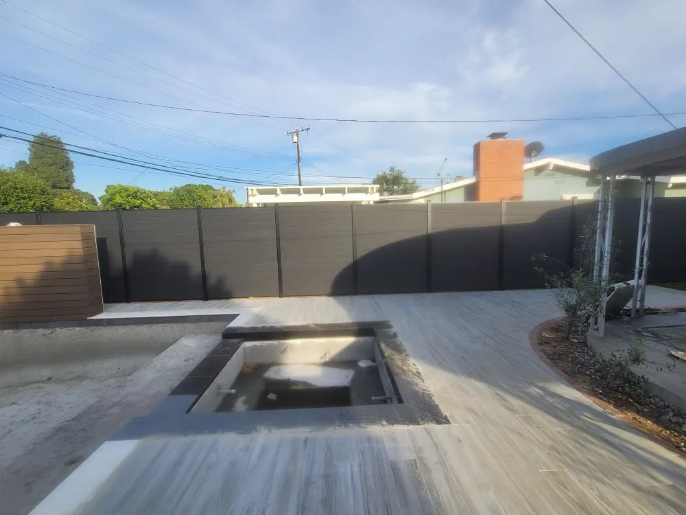 Reliable fence repair in Compton, CA by Cuadras Fence