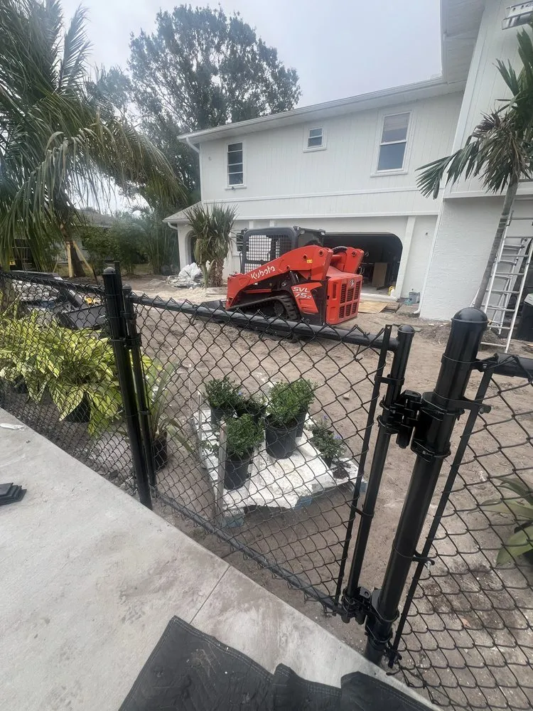 Trusted wood fence service experts serving Parrish, FL - Cyclone Carpentry