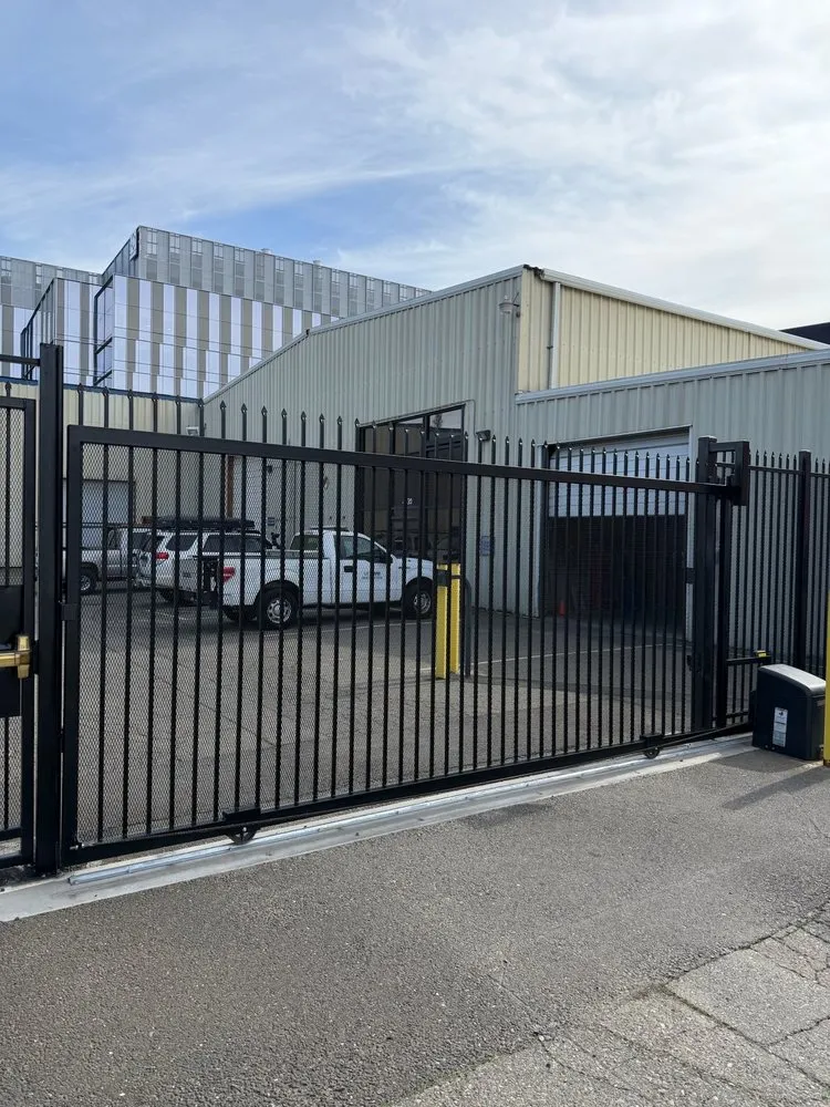 Local wood fence service service in Loomis, CA - DC Controls