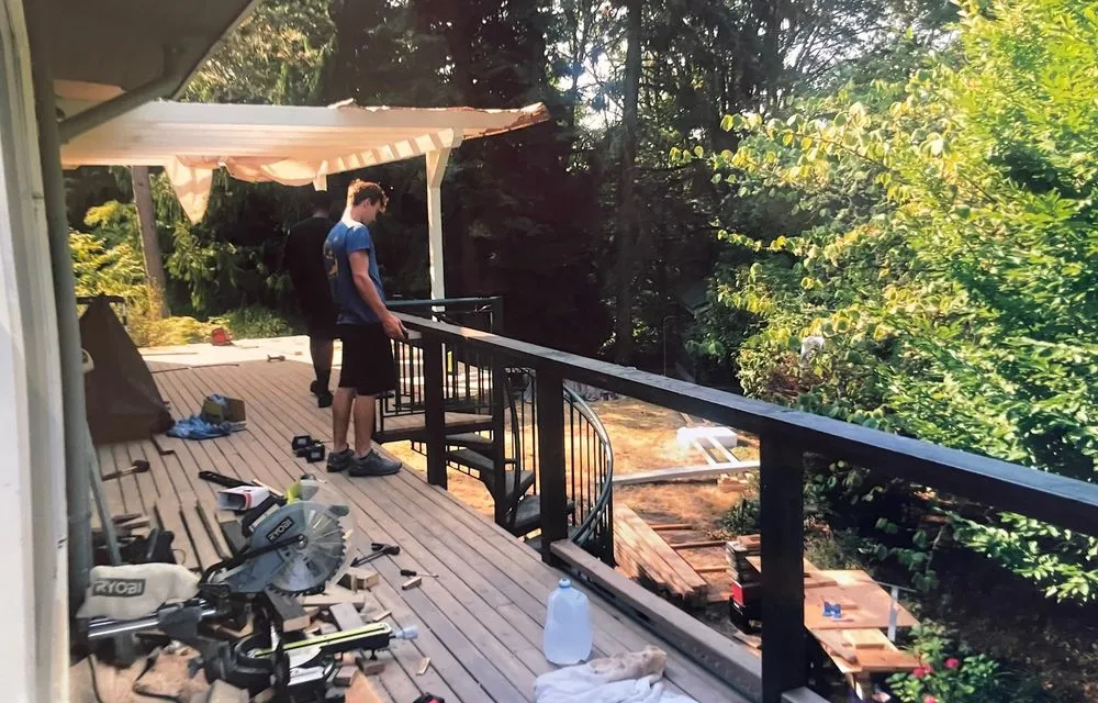 Trusted wood fence service in Bothell, WA by DDNWCC