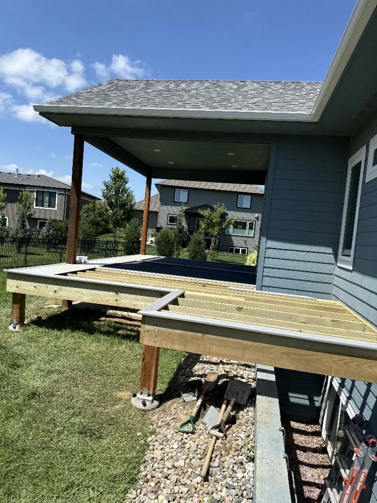 Affordable chain link fencing experts serving Sioux Falls, SD - Deck Masters
