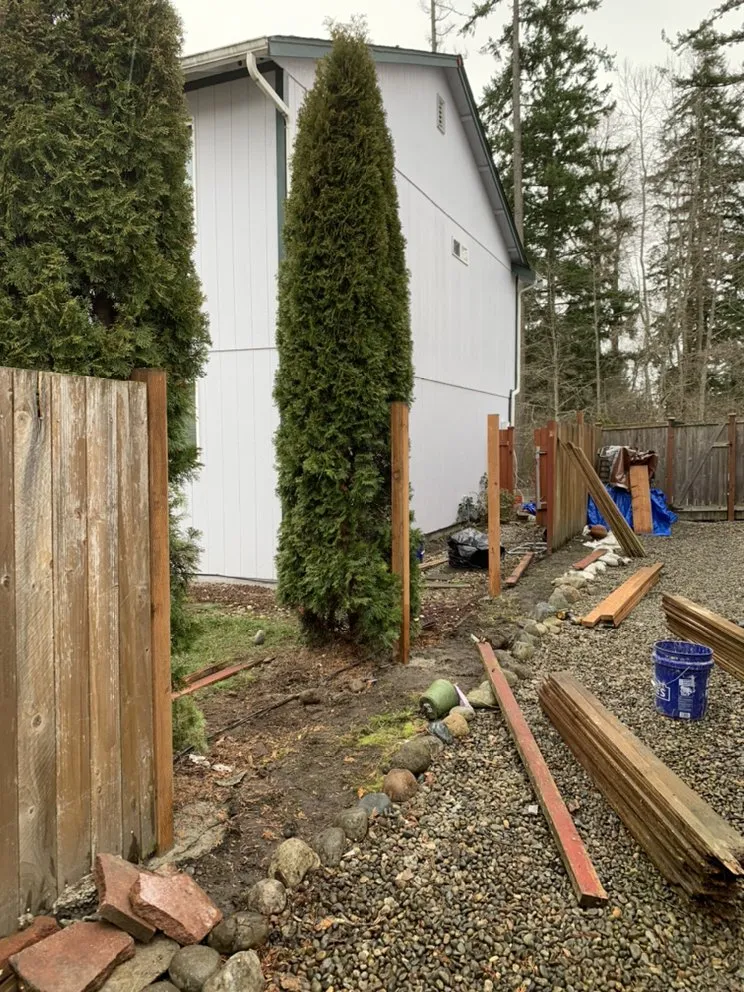Quality chain link fencing for homes in Seattle, WA by Devoted Construction