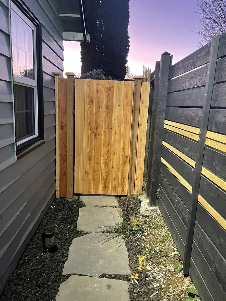 Top-rated wood fence service in Seattle, WA by Devoted Construction