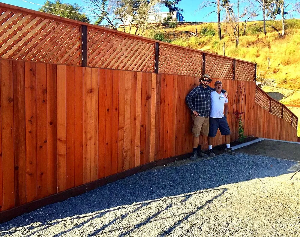 Expert fence repair service in Healdsburg, CA - Dewitte Construction