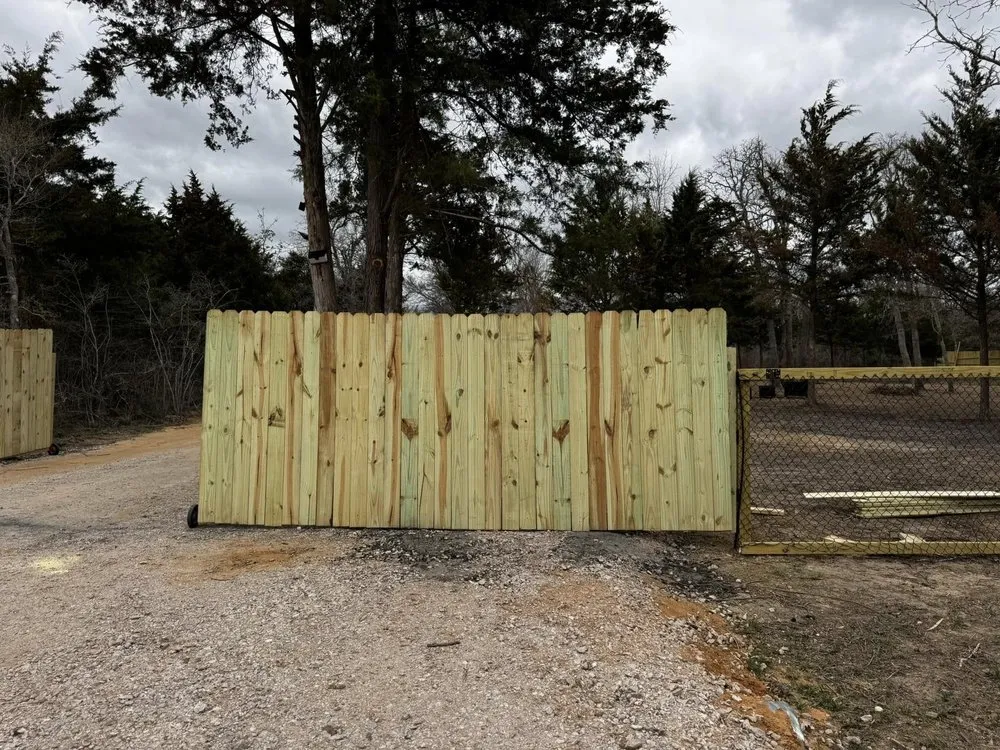 Affordable privacy fencing in Somerville, TX by Diamond J’s Development