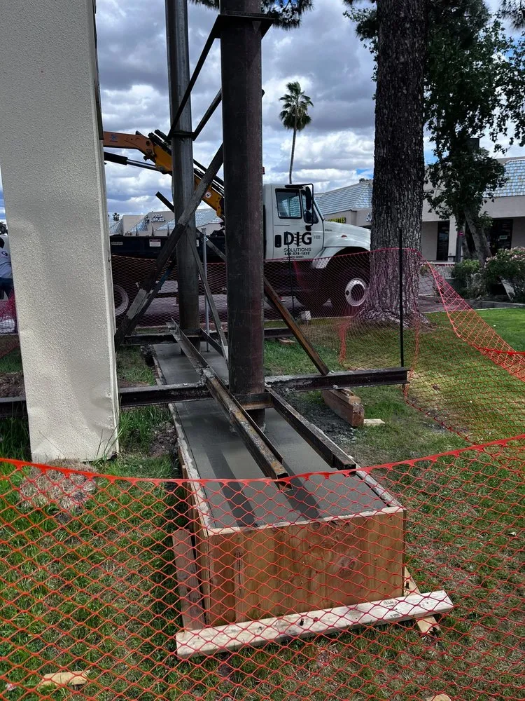 Affordable fence installation experts serving Phoenix, AZ - Dig Solutions