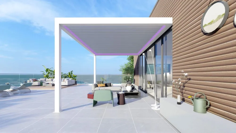 Top-rated chain link fencing for homes in Irvine, CA by Doma Structures