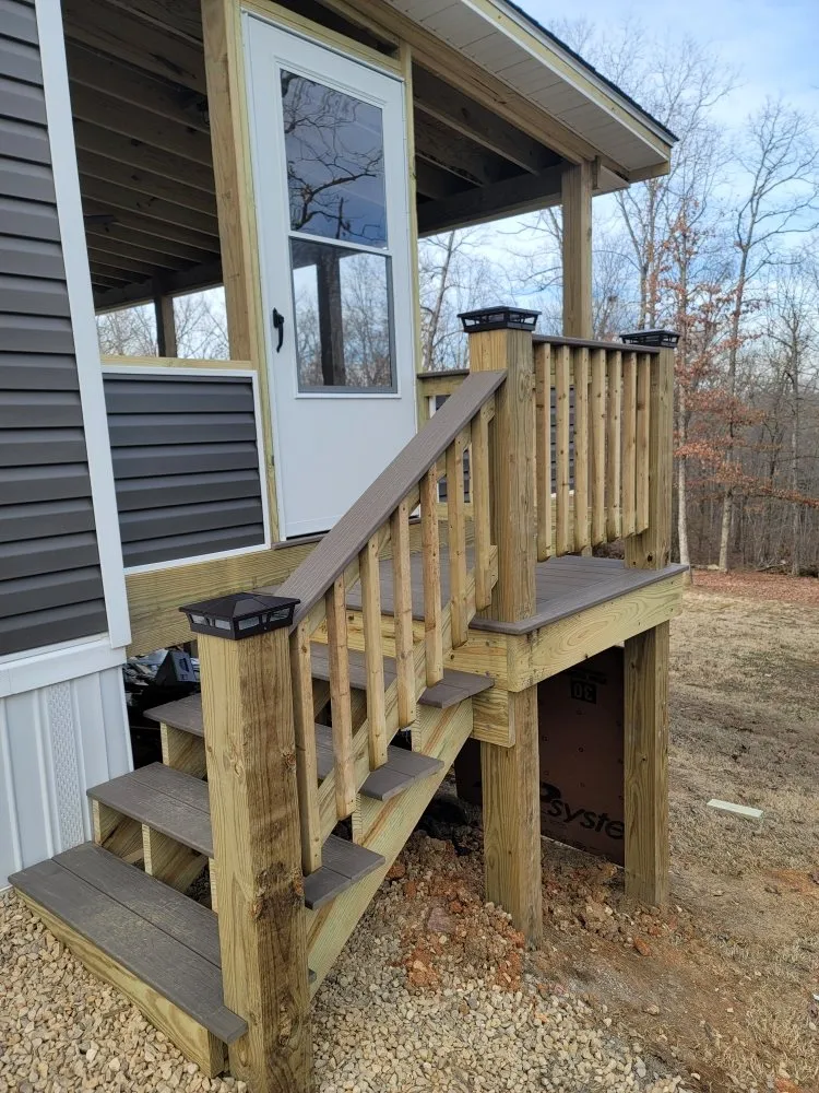 Professional privacy fencing service in Jackson, MO - DS Construction
