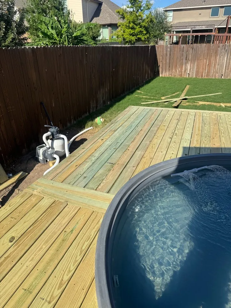 Quality chain link fencing for homes in Kyle, TX by Dwar & Co Construction