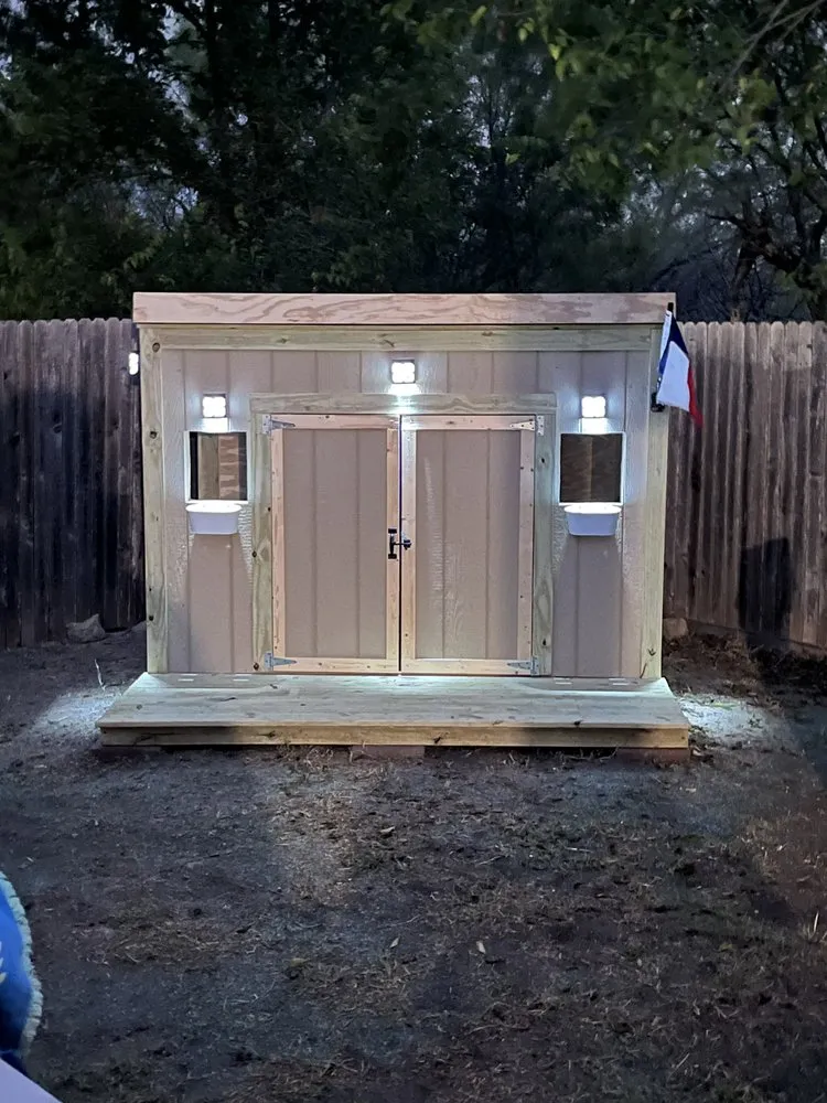 Reliable vinyl fence installation for homes in Kyle, TX by Dwar & Co Construction