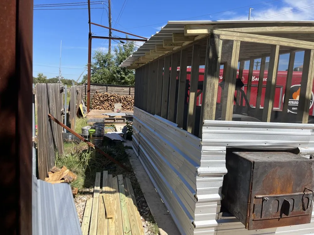 Quality fence repair experts serving Kyle, TX - Dwar & Co Construction