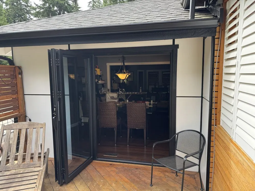 Top-rated fence repair in Bothell, WA by E construction