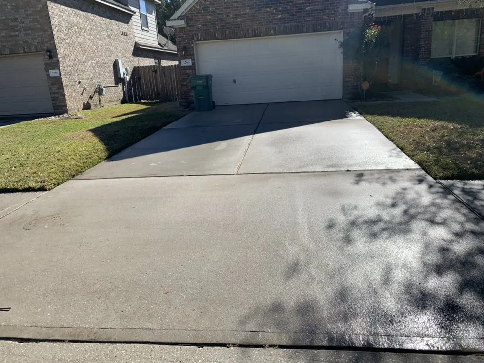 Top-rated fence repair for homes in Conroe, TX by E5 Construction