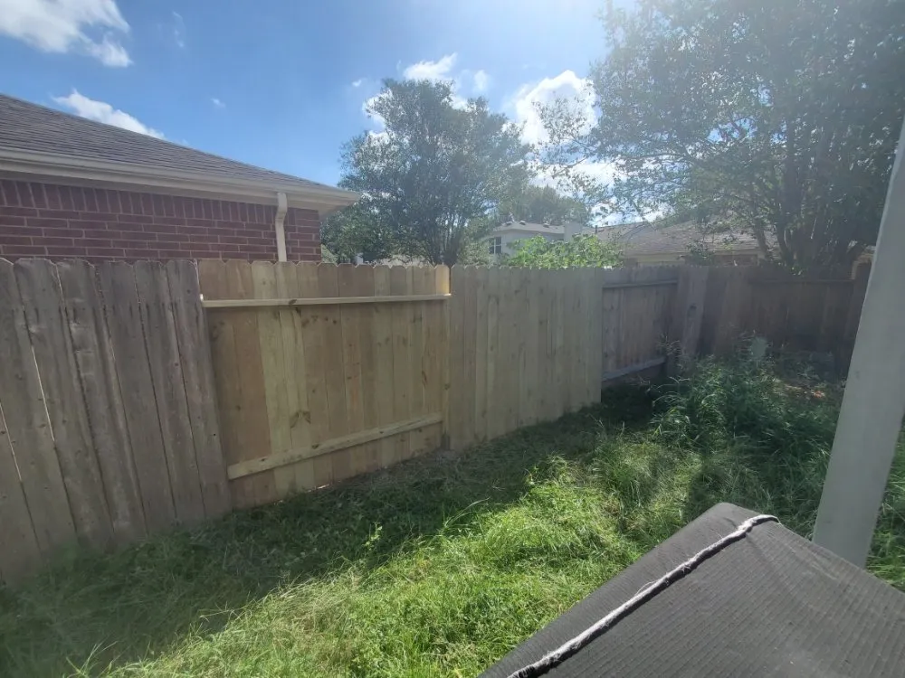 Trusted fence installation service in Cypress, TX - E&A Construction