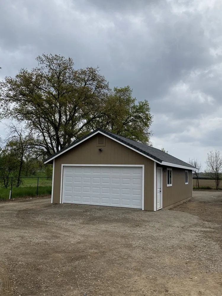 Local fence installation service in Willows, CA - Eagle Claw Construction